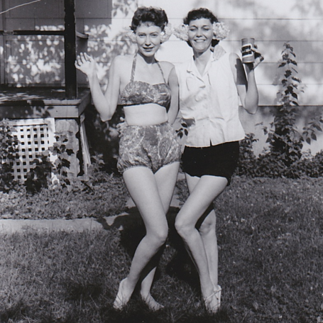 Helen and her sister Inez as spokesmodels for Black Label